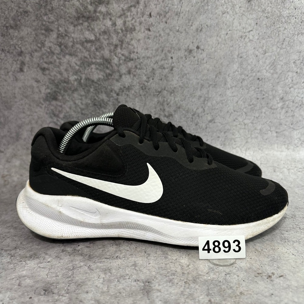 Nike Revolution 7 Men Size 9 Black White Running Shoes FB8501-002 Wide Fit